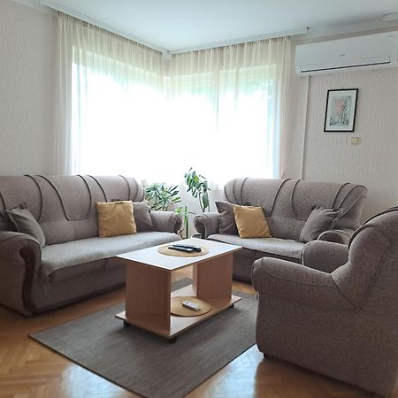 Lotus Apartamento Vrnjačka Banja Exterior foto