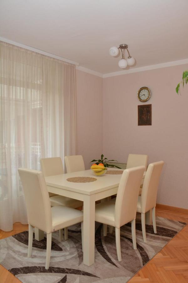 Lotus Apartamento Vrnjačka Banja Exterior foto