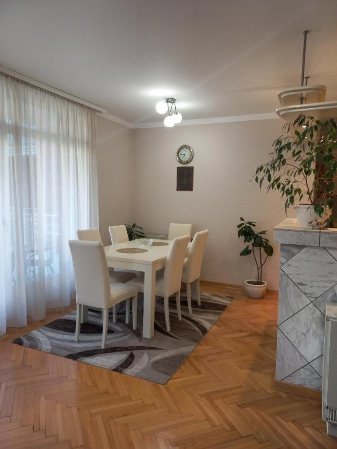 Lotus Apartamento Vrnjačka Banja Exterior foto