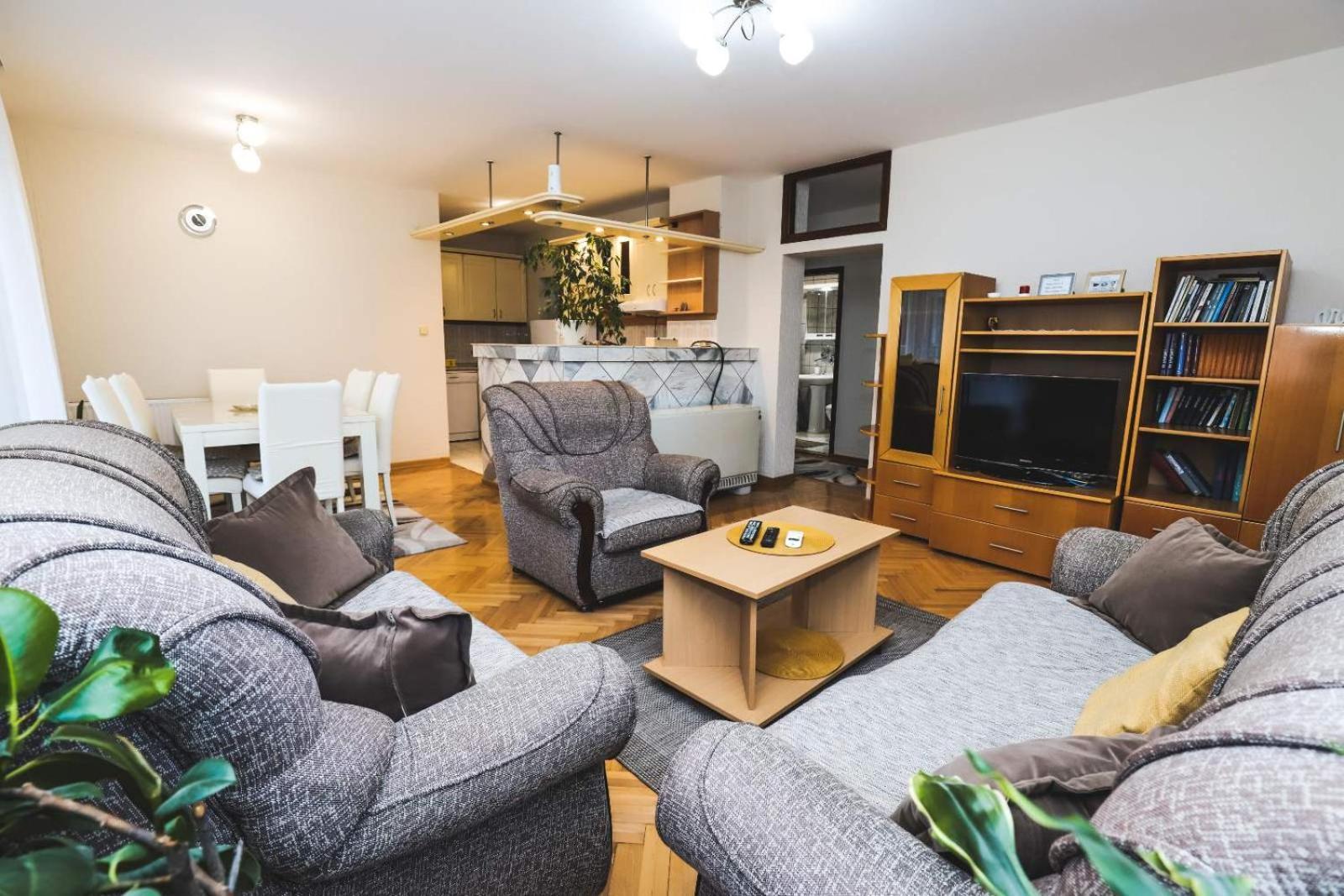 Lotus Apartamento Vrnjačka Banja Exterior foto