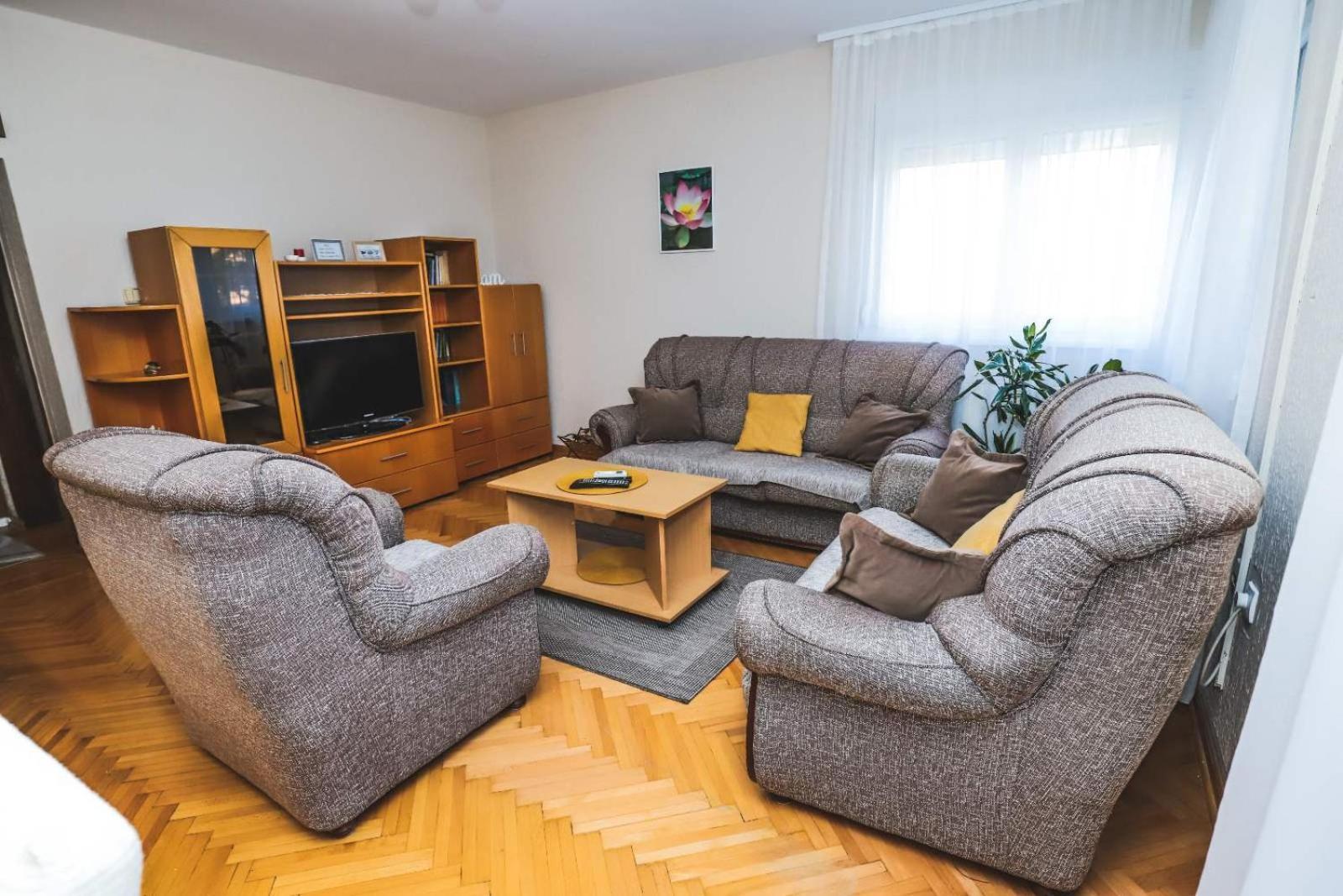 Lotus Apartamento Vrnjačka Banja Exterior foto