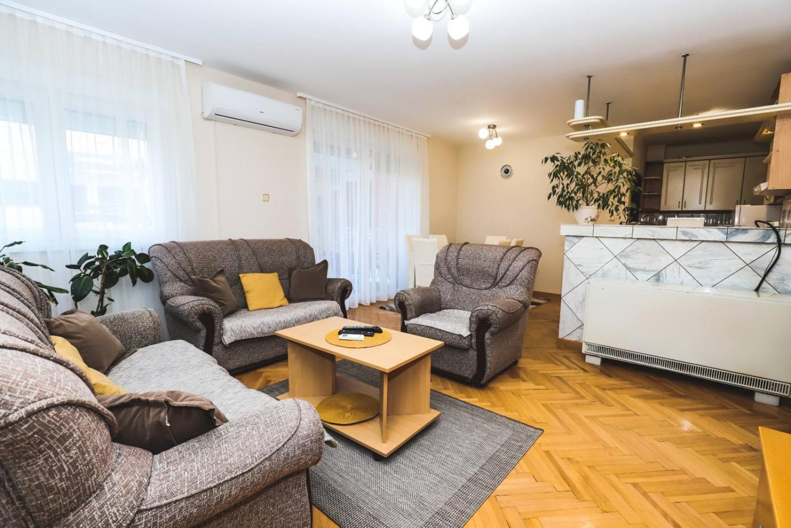 Lotus Apartamento Vrnjačka Banja Exterior foto